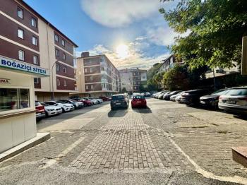 İstinye Boğaziçi Sitesi İçi sıfırlanmış yep yeni daire 3+1 105 m2