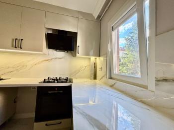 İstinye Boğaziçi Sitesi İçi sıfırlanmış yep yeni daire 3+1 105 m2