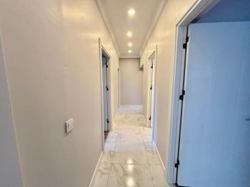 İstinye Boğaziçi Sitesi İçi sıfırlanmış yep yeni daire 3+1 105 m2