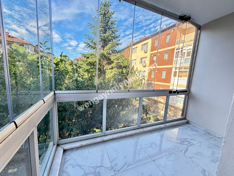 İstinye Boğaziçi Sitesi İçi sıfırlanmış yep yeni daire 3+1 105 m2