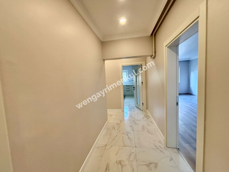 İstinye Boğaziçi Sitesi İçi sıfırlanmış yep yeni daire 3+1 105 m2