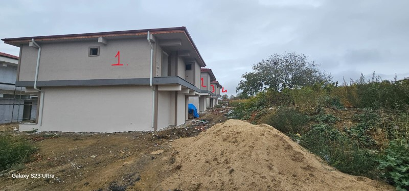 KİRALIK 4 ADET SIFIR VİLLA TAPU SAHİBİ PERTA EMLAK ÜMİT TAHMAZ