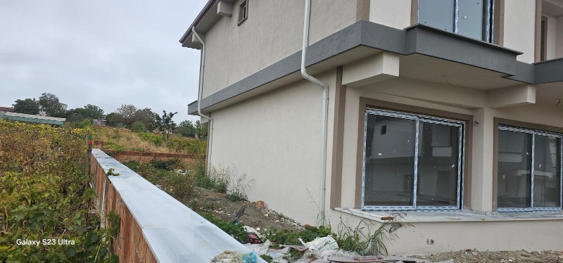 KİRALIK 4 ADET SIFIR VİLLA TAPU SAHİBİ PERTA EMLAK ÜMİT TAHMAZ