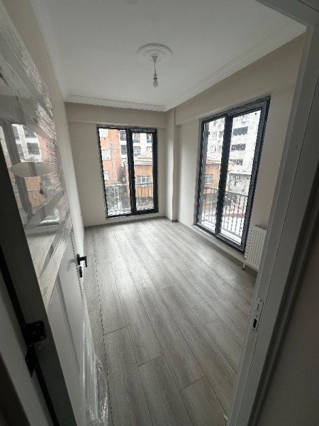 Alibeyköy Metroya 5 Dk | Sıfır Bina | Otoparklı Güvenlikli | 2+1 Yatırımlık Daire