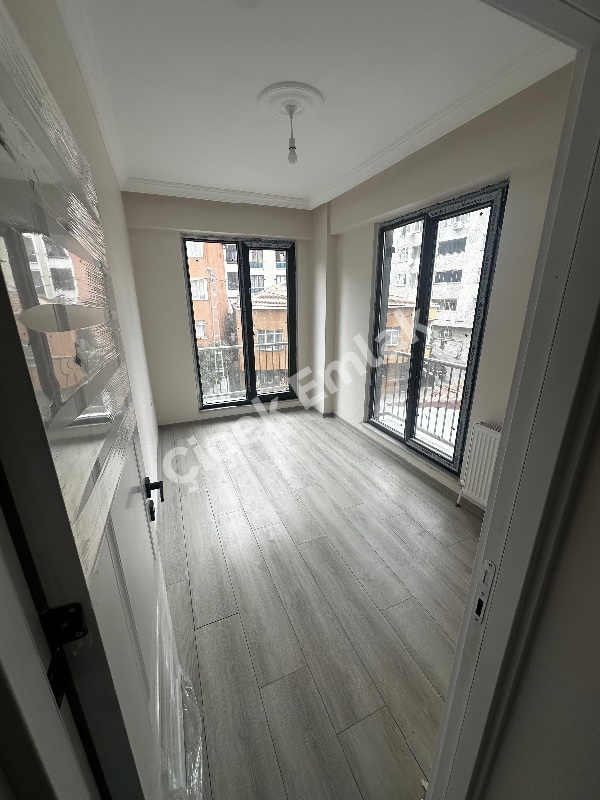 Alibeyköy Metroya 5 Dk | Sıfır Bina | Otoparklı Güvenlikli | 2+1 Yatırımlık Daire