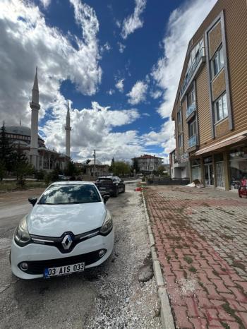 AFYON ÜÇOK EMLAKTAN FATİH MAH SATILIK KÖŞE KONUM DÜKKAN