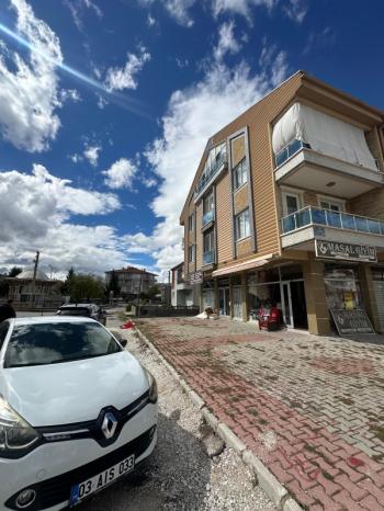 AFYON ÜÇOK EMLAKTAN FATİH MAH SATILIK KÖŞE KONUM DÜKKAN