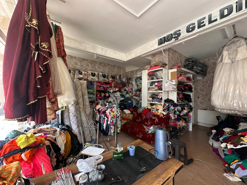 AFYON ÜÇOK EMLAKTAN FATİH MAH SATILIK KÖŞE KONUM DÜKKAN