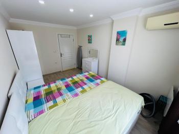 HİSAR MAHALLESİ'NDE 7/24 GÜVENLİKLİ, HAVUZLU SİTEDE GENİŞ BALKONLU EŞYALI SATILIK 2+1 DAİRE