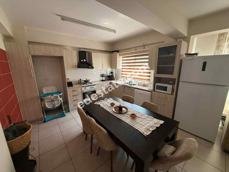 Lefkoşa Hamitköy'de SATILIK 2+1 PENTHOUSE  