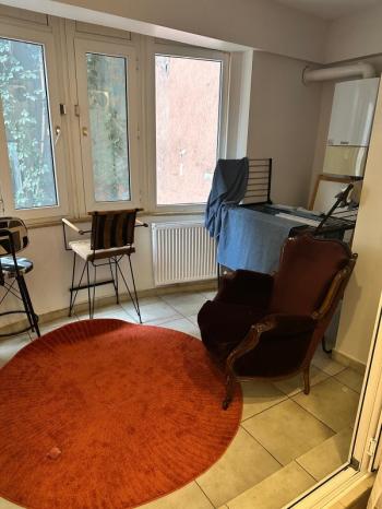 Şişli 19 Mayıs Mahallesinde 3+1 Ferah ve Merkezi Konumda Geniş Daire — Krediye Uygun!