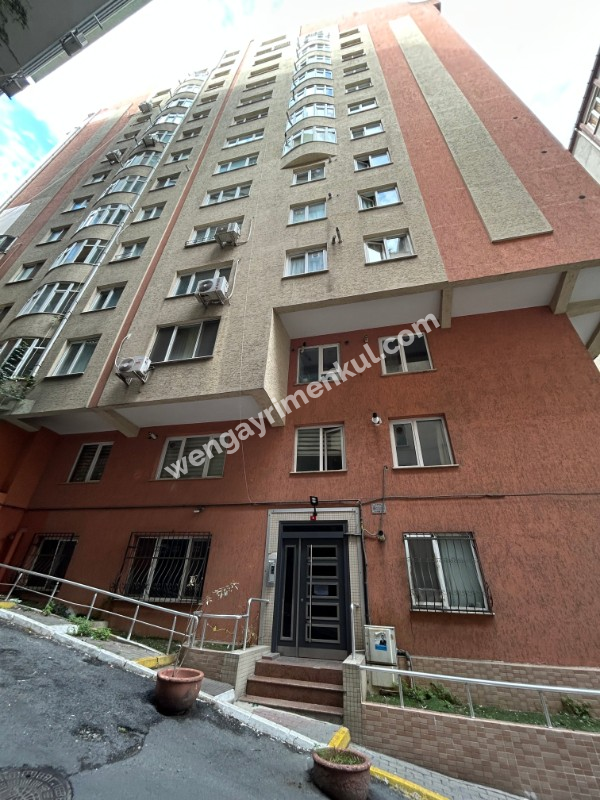 Şişli 19 Mayıs Mahallesinde 3+1 Ferah ve Merkezi Konumda Geniş Daire — Krediye Uygun!