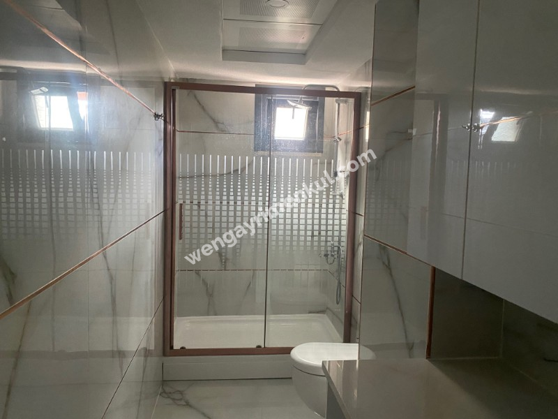 ÜSKÜDAR BAHÇELİEVLER'DE 2+1 TEMİZ DAİRE