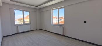 GÜVENAY - ÇORUM GÜLABİBEY BAĞCILAR 8.CADDESİ ÜZERİ 3+1 SATILIK DAİRE