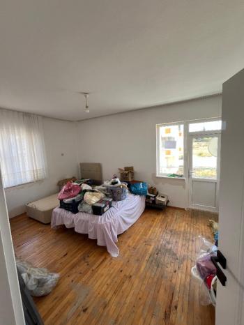 GÜVENAY - ÇORUM BAHÇELİEVLER ANADOLU LİSESİ CİVARI 3+1 KİRALIK DAİRE