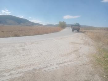 GÜVENAY - ÇORUM MERKEZ YENİCE KÖYÜ MEVKİİ SATILIK TARLA 