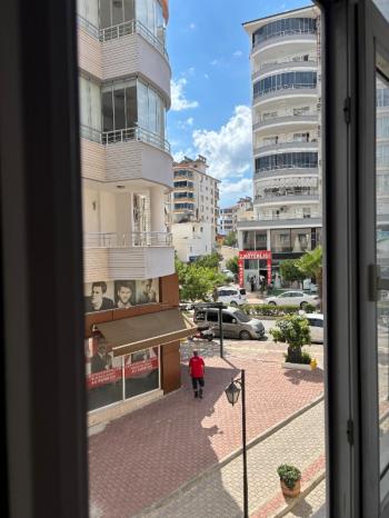 YEŞİLYURT MAH. SATILIK 3+1 DAİRE. 