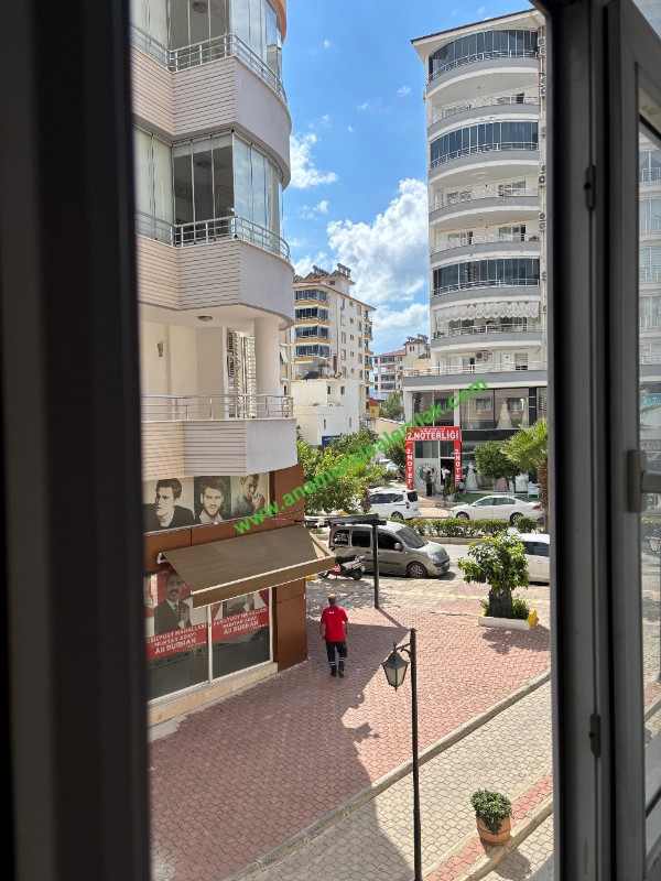 YEŞİLYURT MAH. SATILIK 3+1 DAİRE. 