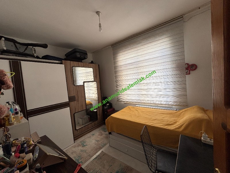 YEŞİLYURT MAH. SATILIK 3+1 DAİRE. 