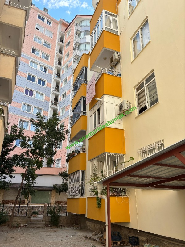 YEŞİLYURT MAH. SATILIK 3+1 DAİRE. 