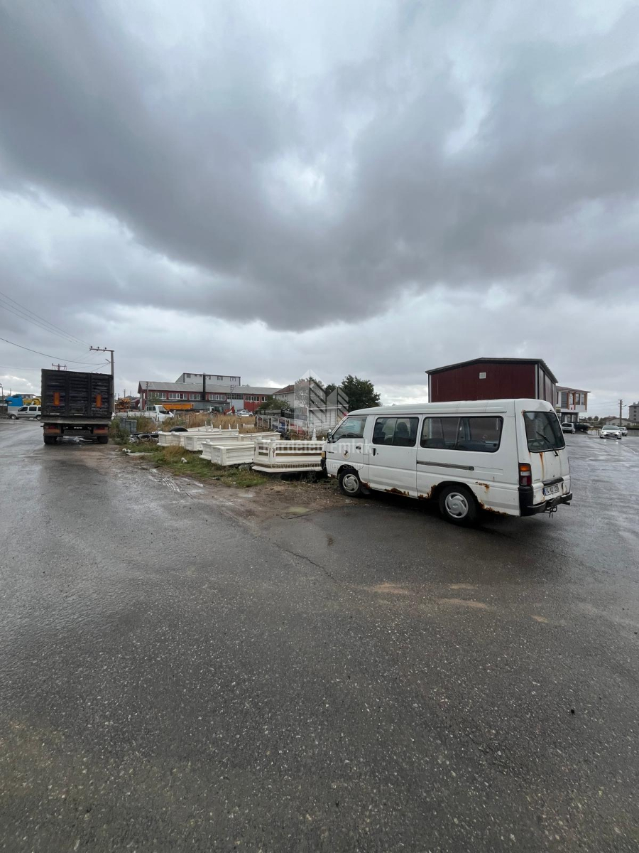 SANAYİ BÖLGESİNDE SATILIK TİCARİ ARSALAR