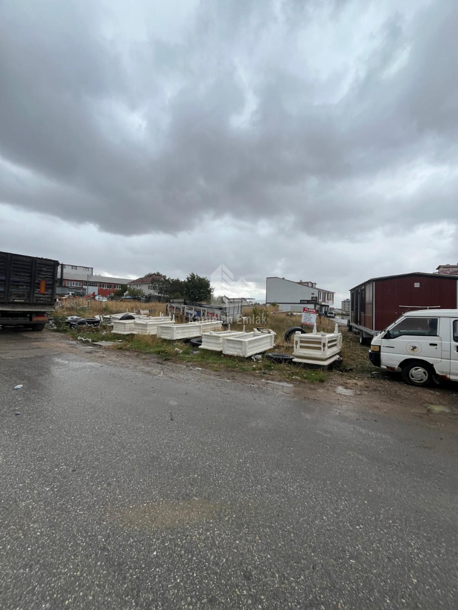 SANAYİ BÖLGESİNDE SATILIK TİCARİ ARSALAR