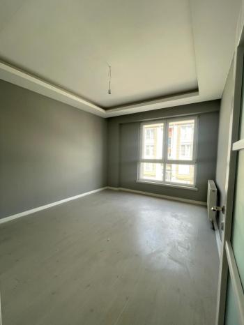 AFYON ÜÇOK EMLAKTAN KANLICA MAH KİRALIK 3+1 ARAKAT BAKIMLI DAİRE