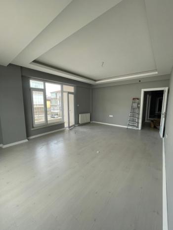 AFYON ÜÇOK EMLAKTAN KANLICA MAH KİRALIK 3+1 ARAKAT BAKIMLI DAİRE