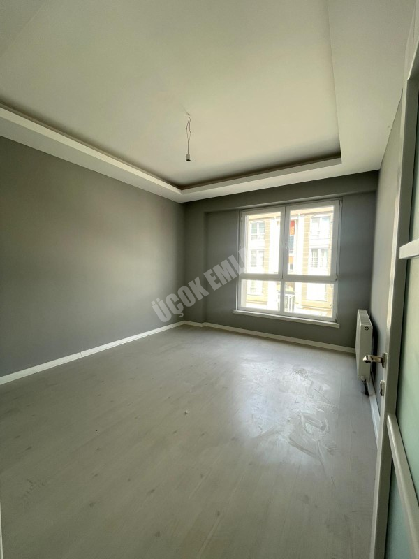 AFYON ÜÇOK EMLAKTAN KANLICA MAH KİRALIK 3+1 ARAKAT BAKIMLI DAİRE