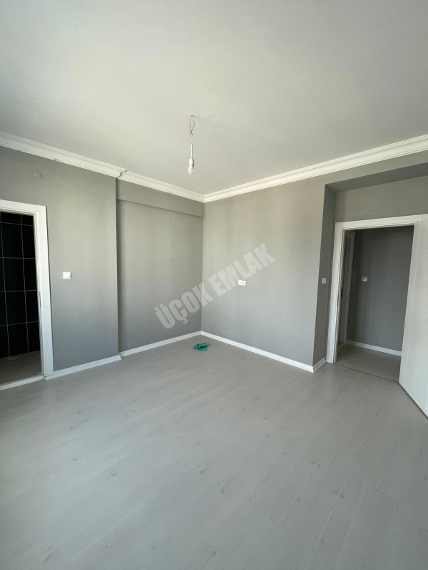 AFYON ÜÇOK EMLAKTAN KANLICA MAH KİRALIK 3+1 ARAKAT BAKIMLI DAİRE