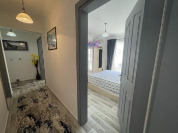 DİDİM ÇAMLIK MAHALLESİ’NDE,EŞYALI, HAVUZ CEPHELİ, DENİZE YÜRÜME MESAFESİNDE SATILIK 2+1 DAİRE