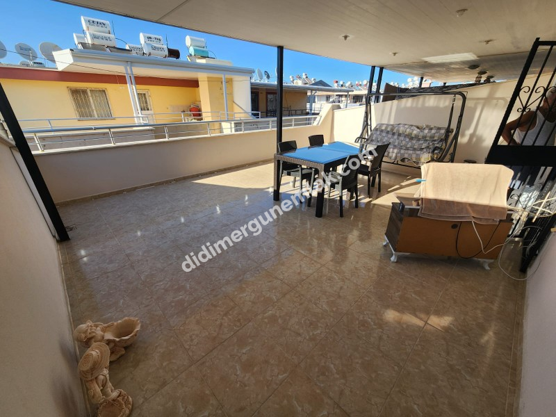 DİDİM ÇAMLIK MAHALLESİNDE DENİZE YAKIN MASRAFSIZ GENİS TERASLI 3+1 SATILIK DUBLEKS