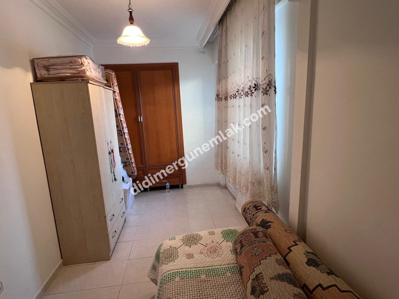 DİDİM ALTINKUM MAHALLESİNDE DENİZE YÜRÜME MESAFESİNDE GENİŞ TERASLI EMSALLERİNE GÖRE UYGUN  3+1 SATILIK DUBLEKS