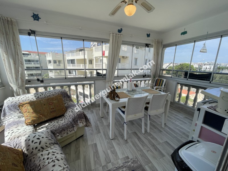 DİDİM ÇAMLIK MAHALLESİ’NDE,EŞYALI, HAVUZ CEPHELİ, DENİZE YÜRÜME MESAFESİNDE SATILIK 2+1 DAİRE