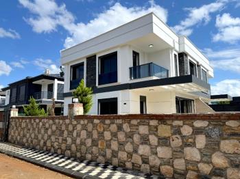 Didim'de Satılık 3+1 Yazlık Villa
