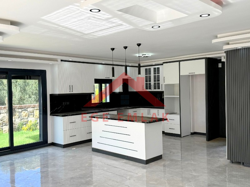 Didim'de Satılık 3+1 Yazlık Villa