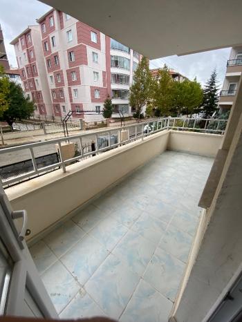 GÜVENAY - ÇORUM BUHARAEVLER MAH. 5. CADE ARKASI KİRALIK DAİRE