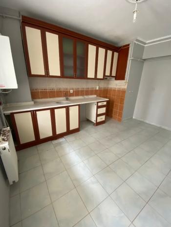 GÜVENAY - ÇORUM BUHARAEVLER MAH. 5. CADE ARKASI KİRALIK DAİRE