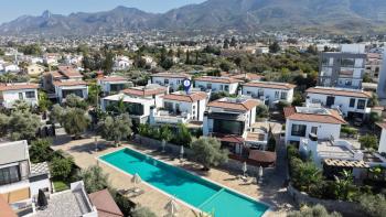 Kıbrıs Girne Doğanköy Bölgesinde Site İçerisinde Satılık Lüx 3+1 Müstakil Villa