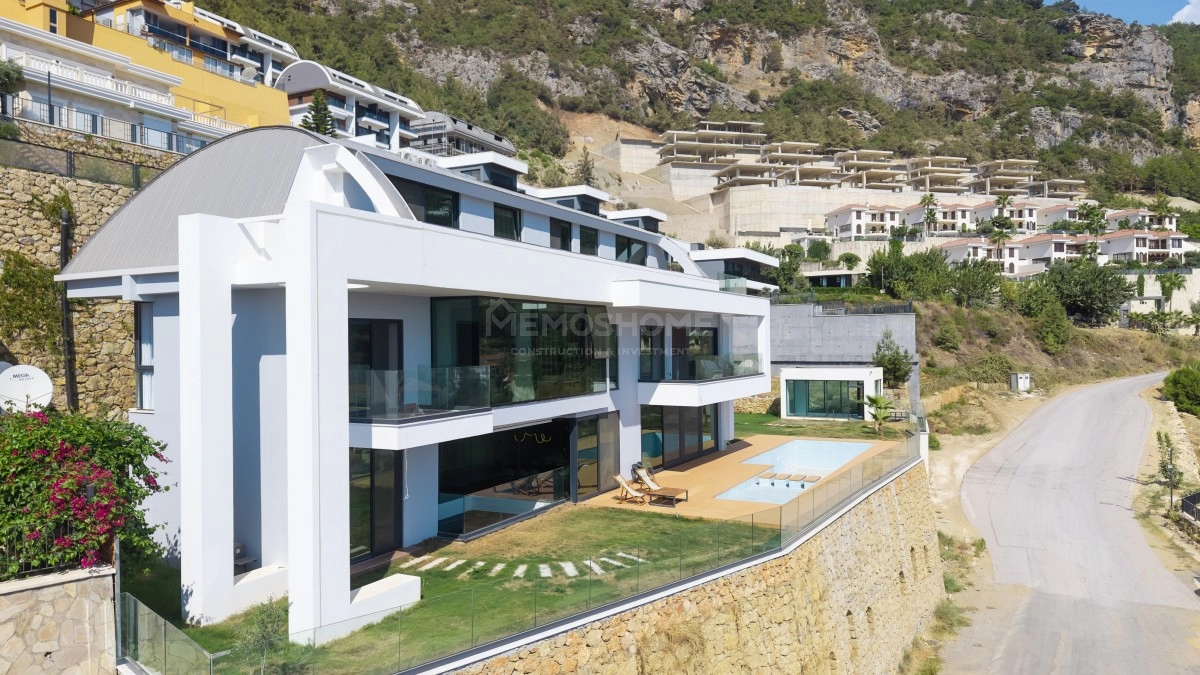 Luksusvilla med havutsikt