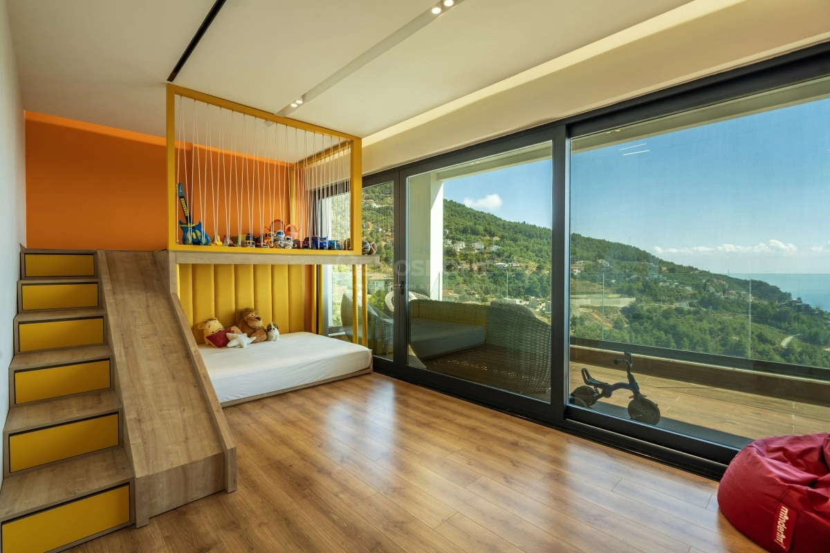 Luksusvilla med havutsikt