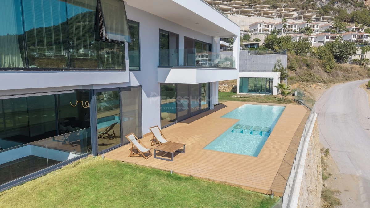 Luksusvilla med havutsikt