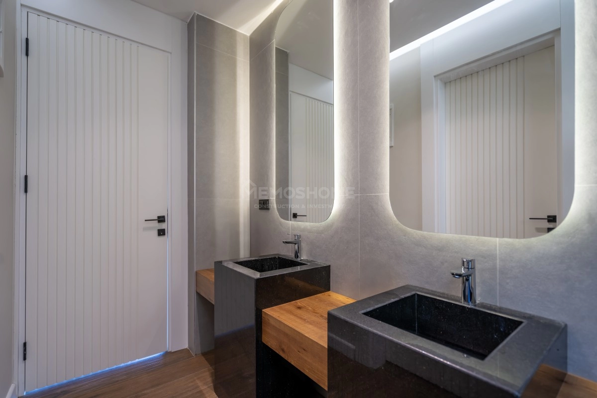 Luksusvilla med havutsikt