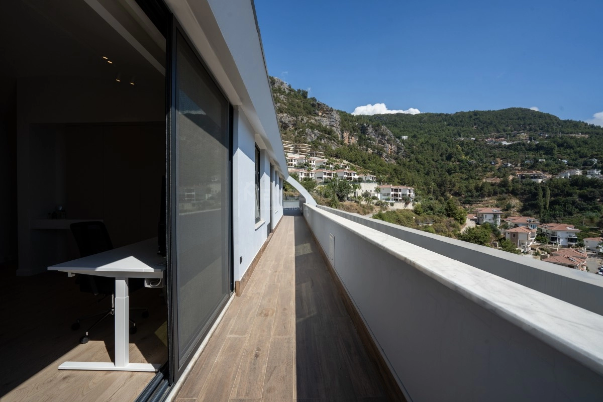 Luksusvilla med havutsikt