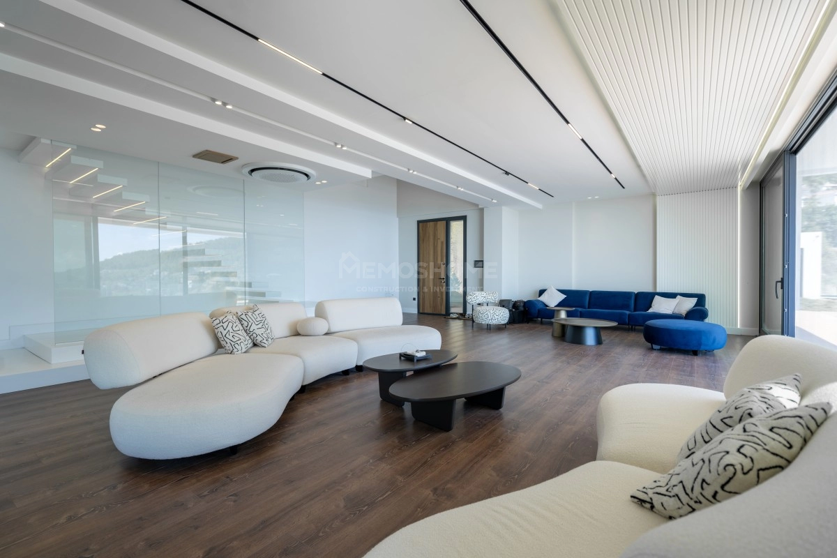 Luksusvilla med havutsikt