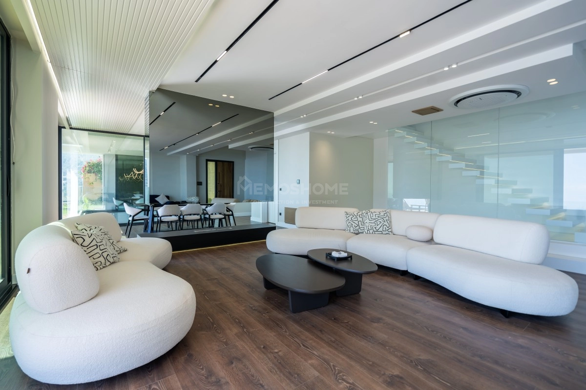 Luksusvilla med havutsikt