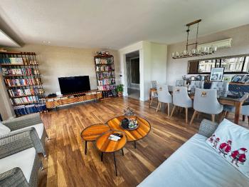 Evka3'te Bornova Koleji Yakını, LÜKS Daireler