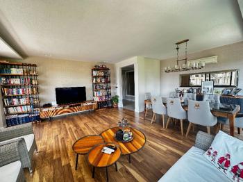 Evka3'te Bornova Koleji Yakını, LÜKS Daireler