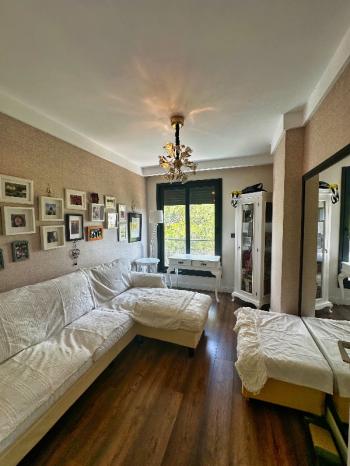 Evka3'te Bornova Koleji Yakını, LÜKS Daireler