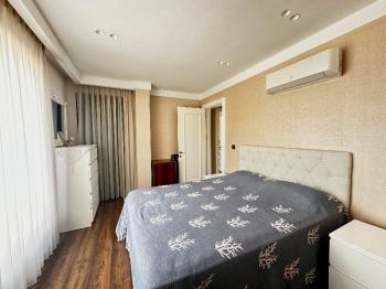 Evka3'te Bornova Koleji Yakını, LÜKS Daireler